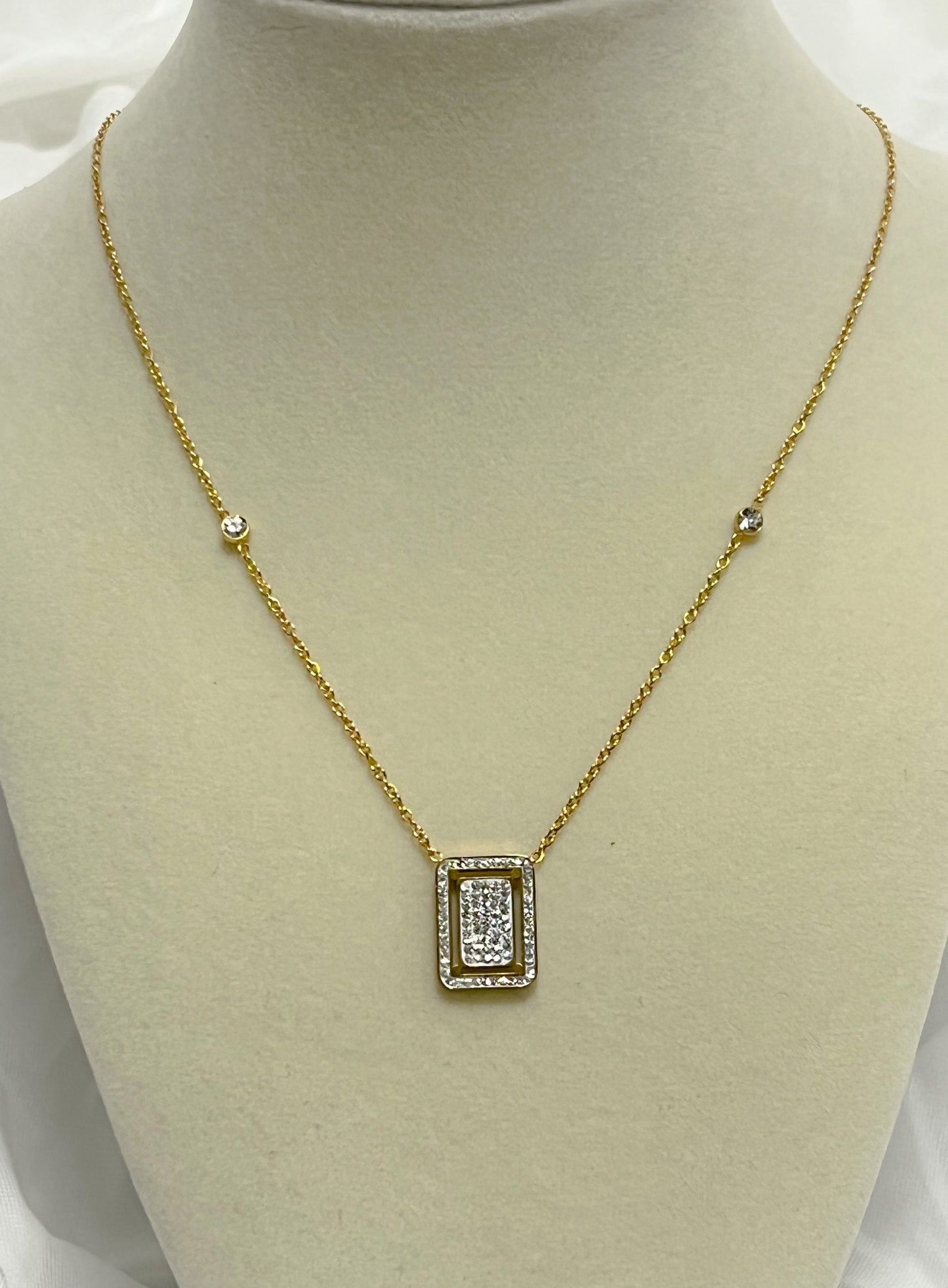 Halskette aus Edelstahl