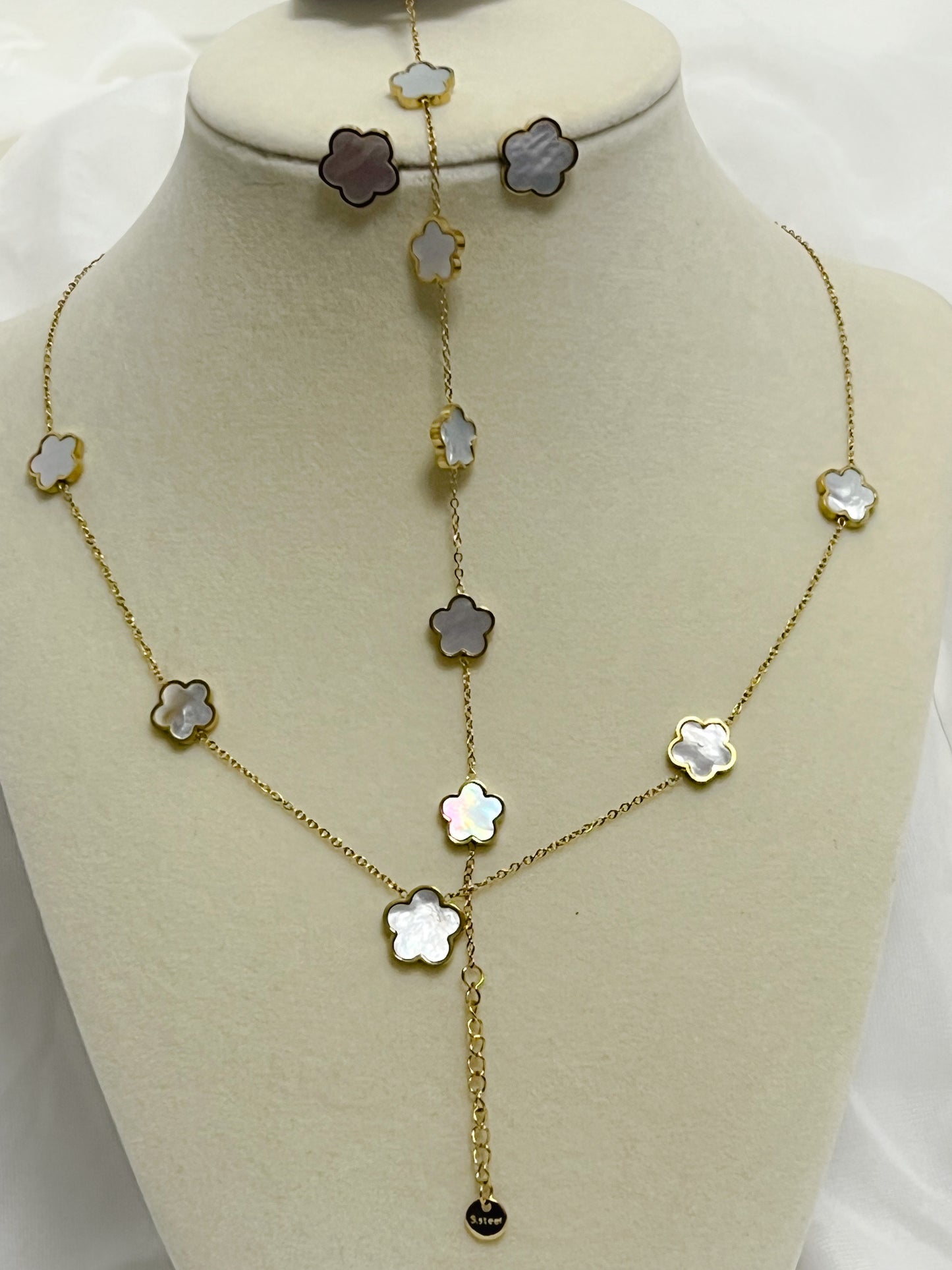 Set aus Halskette, Armband und Ring